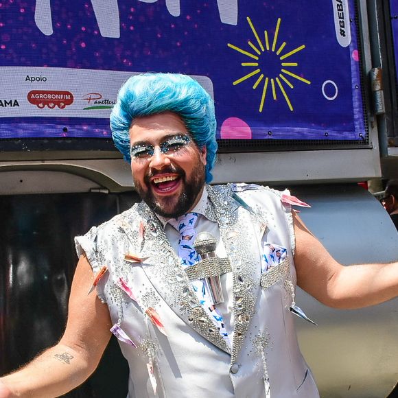 Carnaval 2025: Tiago Abravanel lembrou o avô Silvio Santos 6 meses após sua morte