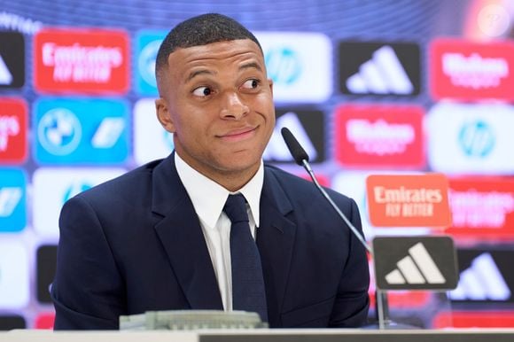 Hoje com 27 anos, Kylian Mbappé passou pelo AS Monaco e depois pelo Paris Saint-Germain antes de finalmente defender o Real Madrid