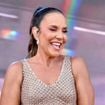 Qual é o segredo da beleza natural de Ivete Sangalo no Carnaval? Cantora de 52 anos realiza procedimento super simples e queridinho das famosas