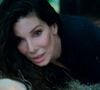 Aos 62 anos, Sandra Bullock, duas vezes vencedora do Oscar, prova que está longe de se aposentar de Hollywood.