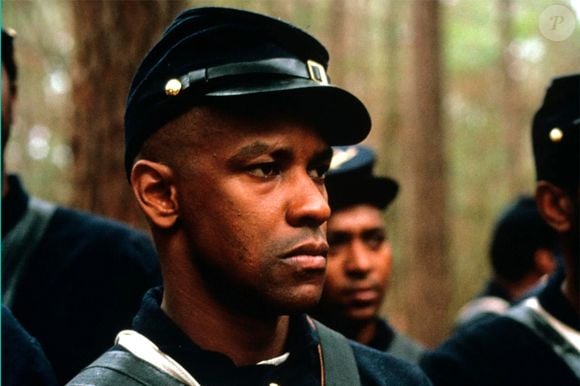 Um dos destaques de 'Tempo de Guerra' é Denzel Washington, que marcou seu nome na história do cinema com o filme