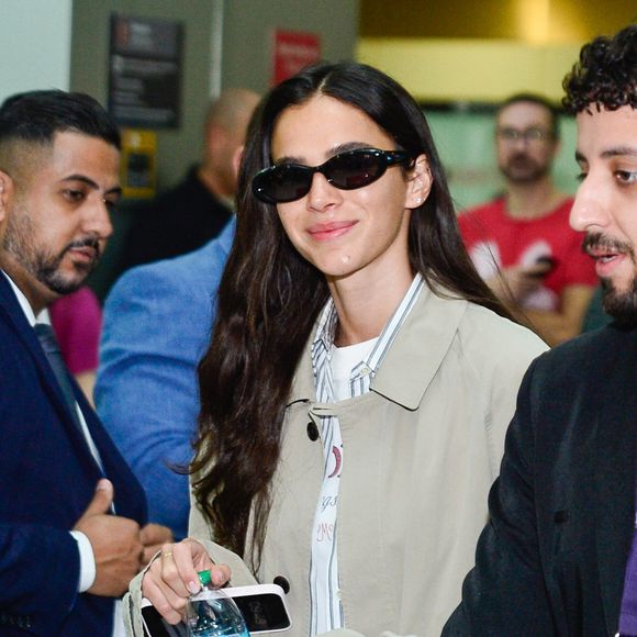 Bruna Marquezine desembarcou em São Paulo após uma breve passagem pelos Estados Unidos