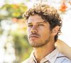 Jove (Jesuíta Barbosa) tem briga com Tadeu (José Loreto) por causa de Juma (Alanis Guillen) na novela 'Pantanal'