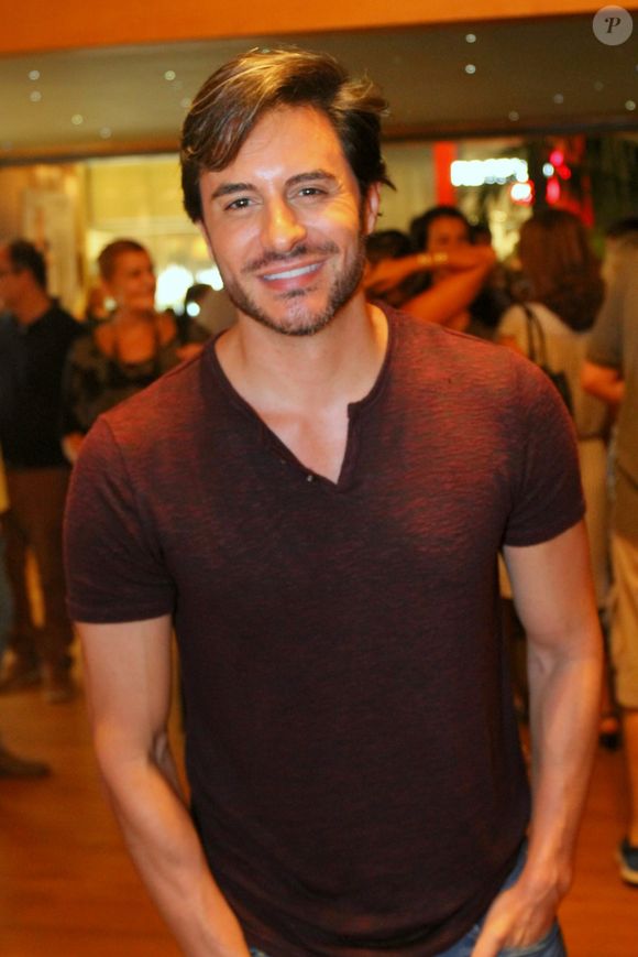 Ricardo Tozzi já afirmou durante uma entrevista não se considerar galã.