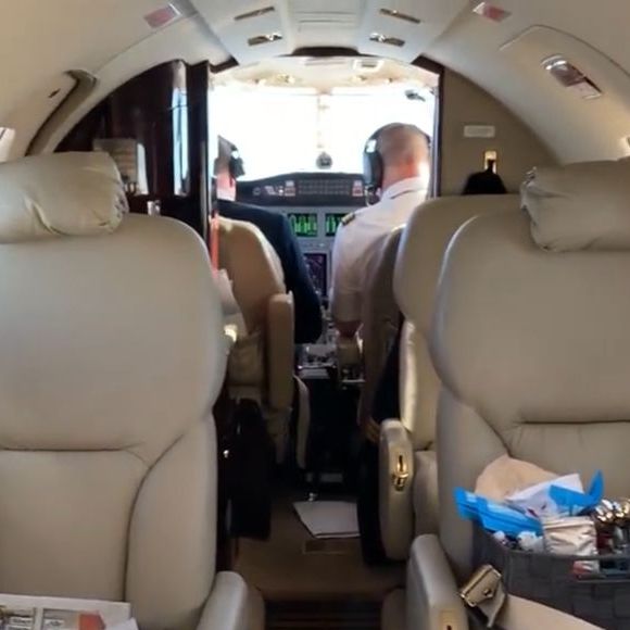 Cabine do Cessna Citation Bravo, modelo de jatinho usado por Zezé Di Camargo em viagens frequentes pelo país