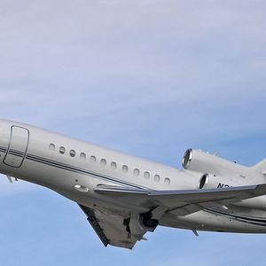 Com cabine VIP e layout executivo, o jato de Neymar Jr foi projetado para viagens de longa distância