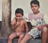 Cristiano Araújo em fotos de criança ao lado do irmão: cantor deixou 2 filhos ao morrer de forma precoce e trágica em junho de 2015