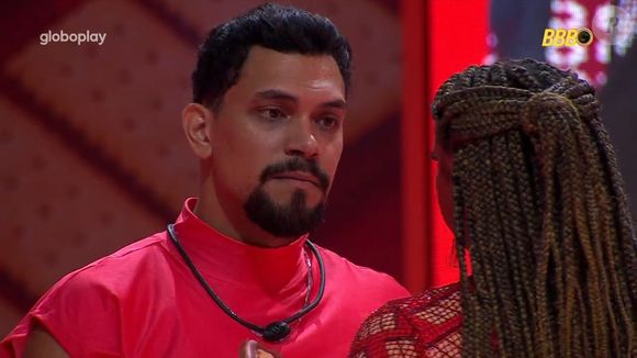 Vinícius desconfia que Diogo criou 'ranço' dele após ele impedir o brother de dar bebida para Aline no 'BBB 25'