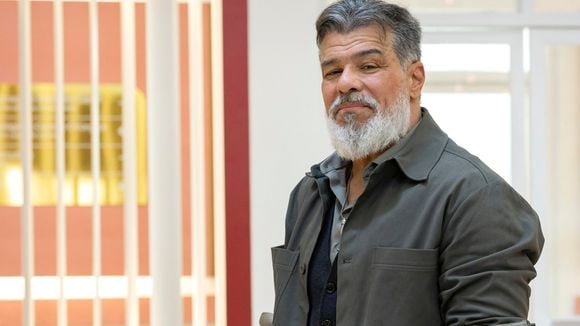 Justiça x Maurício Mattar: 27 anos após briga no trânsito, ator da novela 'Por Você' ainda tem dívida superior a R$ 230 mil para pagar de indenização a motoboy; condenado em processo, famoso tem 30% de lucros penhorados