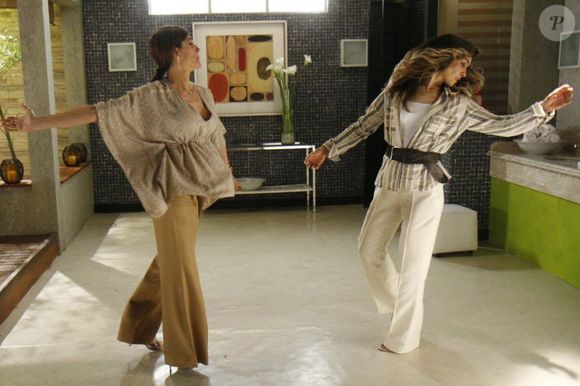 Em 2009, na novela 'Caminho das Índias', Melissa (Christiane Torloni) saiu do salto e esbofeteou Yvone (Letícia Sabatella)