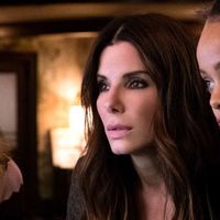Hoje na Netflix: um filme com Sandra Bullock, Anne Hathaway e Rihanna nem chegou perto do Oscar, mas está no TOP3 com uma trama de roubo divertida