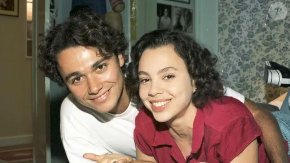 Joyce (Carla Marins) fica com Caio (Angelo Paes Leme) no final da novela História de Amor