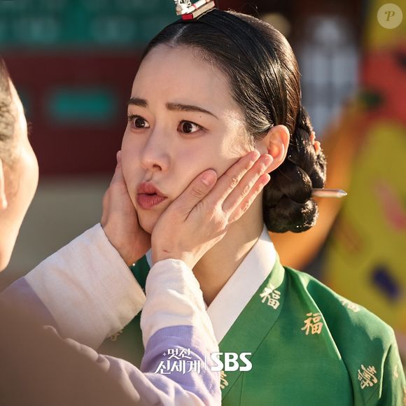 Azeite e limão, costume de Lim Ji-yeon, é uma ótima mistura para regular o intestino e prevenir problemas cardíacos