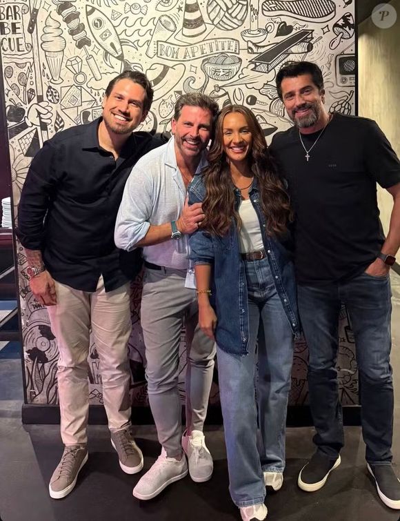 Alberto Cowboy, Brigido, Henri Castelli e Maxiane se juntaram para a famosa 'reunião de condomínio'