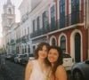 "Tá vendo?", escreveu Elisa Annenberg-Paglia. Karlie declarou seu amor pela namorada e escreveu nos comentários: "Meu mundo"