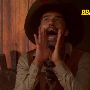 Cowboy se desequilibra e chama Ana Paula de 'chata' no 'BBB 26'