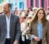 É a própria Kate Middleton quem prepara o curry e salmão, embora William peça que ela não exagere nos temperos