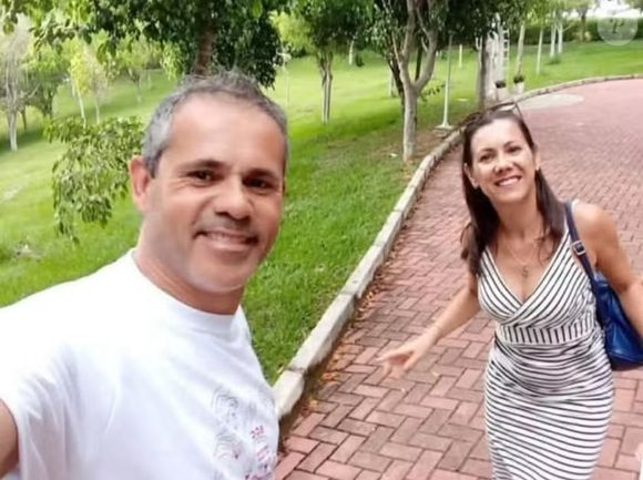 O casal Janaina Moreira Soares da Rocha e Everaldo da Rocha era de Joinville e estava a passeio