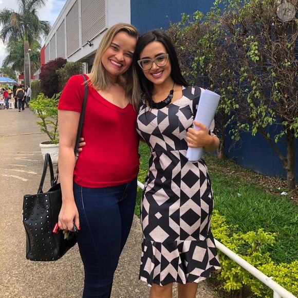 Jordana se formou na faculdade e, tempo depois, começou a trabalhar como advogada