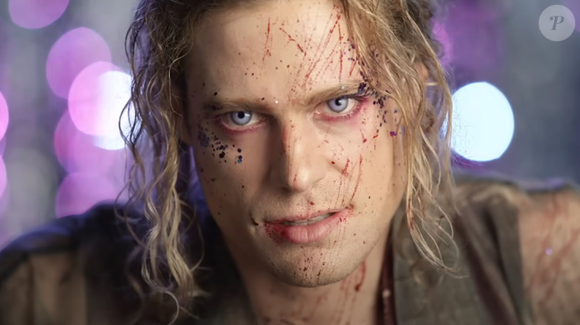 AMC confirma estreia da terceira temporada de Entrevista com o Vampiro para 2026, com Lestat assumindo o protagonismo