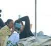 Durante o café da manhã, Bruna Marquezine e Shawn Mendes dividiram a leitura de um livro que chamou atenção