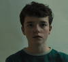Nova série 'Adolescência' da Netflix vira sucesso e acende debate sobre redes sociais e jovens