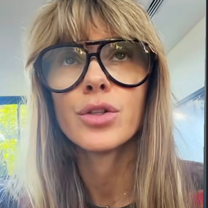 Em vídeo nas redes sociais, Carolina Dieckmmann revelou que ainda não consegue falar publicamente sobre Preta Gil um ano após a morte da cantora
