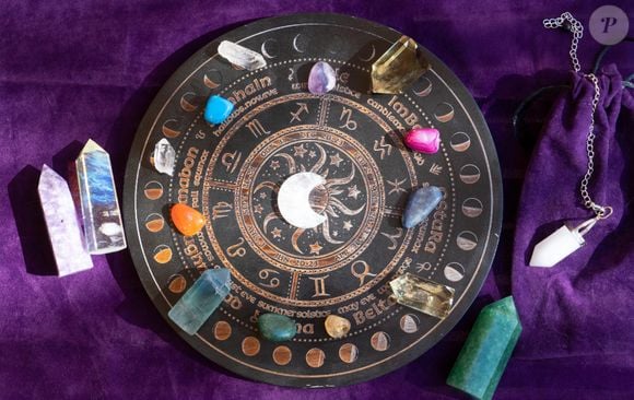 O Horóscopo desta quinta-feira (13) reserva inúmeras tendências para os signos do zodíaco.