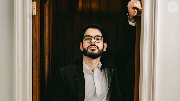 O especialista em comunicação e oratória Giovanni Begossi explica quais são as táticas de Odete Roitman (Debora Bloch) para dominar o adversário