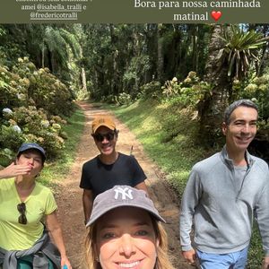 Ticiane Pinheiro e César Tralli estão viajando para Campos do Jordão com um casal de amigos