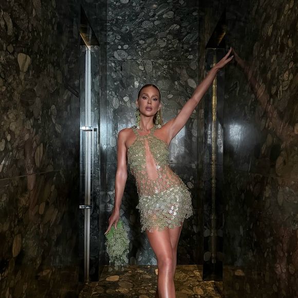 Em 2025, Marina Ruy Barbosa usou 12 vestidos - do curto ao longo - e comprovamos: é um mais bonito que o outro!