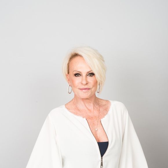 Ana Maria Braga se tornou um fenômeno na Record TV e estreou na TV Globo em 1999