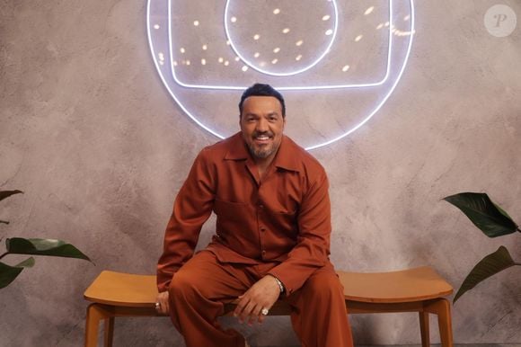 Belo brincou com público ao ouvir gritos de 'Vivi', referência a sua ex Viviane Araújo: 'Vocês me respeitem que sou ator'