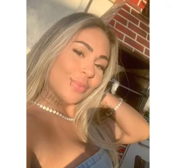 Anna Polly, de 28 anos, estava acompanhada de três homens para a gravação de um pornô no momento da tragédia