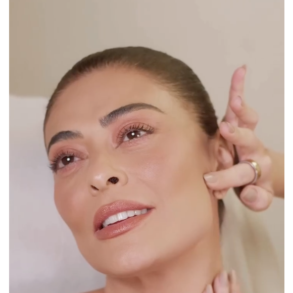 Pele de Juliana Paes; menos é mais: a regra simples que garante pele fresca, natural e sem efeito pesado
