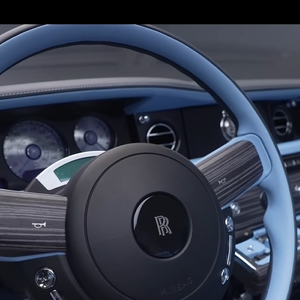 Avaliado em até R$ 147 milhões, o Rolls-Royce Boat Tail de Mauro Icardi reúne exclusividade, acabamento artesanal e produção extremamente limitada