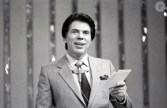 Silvio Santos, em 1989, foi alvo de 18 pedidos de impugnação; muitos deles, apontavam o fato de ele ser dono de uma emissora, que já era exibida nacionalmente