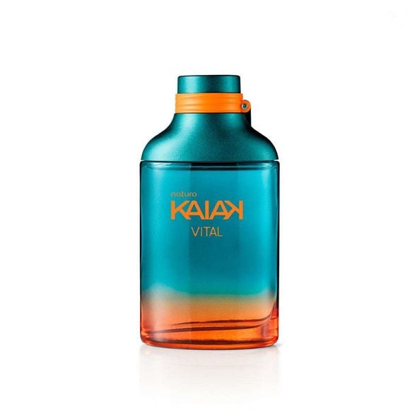 O Kaiak Vital traduz a ideia de energia renovada por meio do encontro com o mar. A saída combina gengibre, acorde marinho, piper e estoraque.