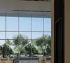 Prédio onde Kaká comprou apartamento de luxo por R$ 44 milhões tem lobby parece o de um hotel