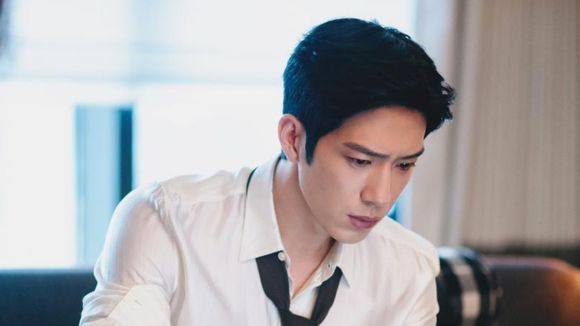 Ainda não superei a perfeição de Jing Boran em 'The Early Spring' e acabei de encontrar 2 filmes imperdíveis com o galã na Netflix; um romance dramático e uma fantasia imaginativa