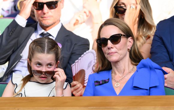 Princesa Charlotte, filha de Príncipe William e Kate Middleton, deve ficar com a tiara da avó