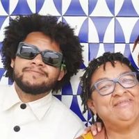 Antes da morte da mãe, Emicida e Fióti travavam disputa judicial milionária; entenda a briga entre os irmãos