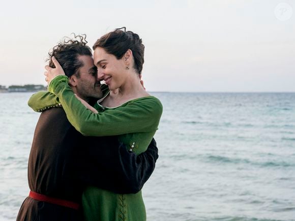 'Nas Mãos de Dante' é uma adaptação do romance homônimo escrito por Nick Tosches e inspirado na vida de Dante Alighieri