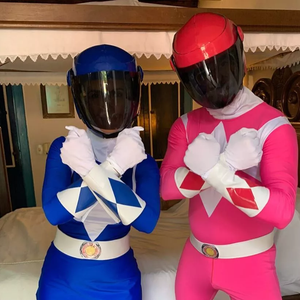 A tradição continua! Fátima Bernardes e Túlio Gadêlha surpreendem mais uma vez com uma escolha icônica de fantasia.