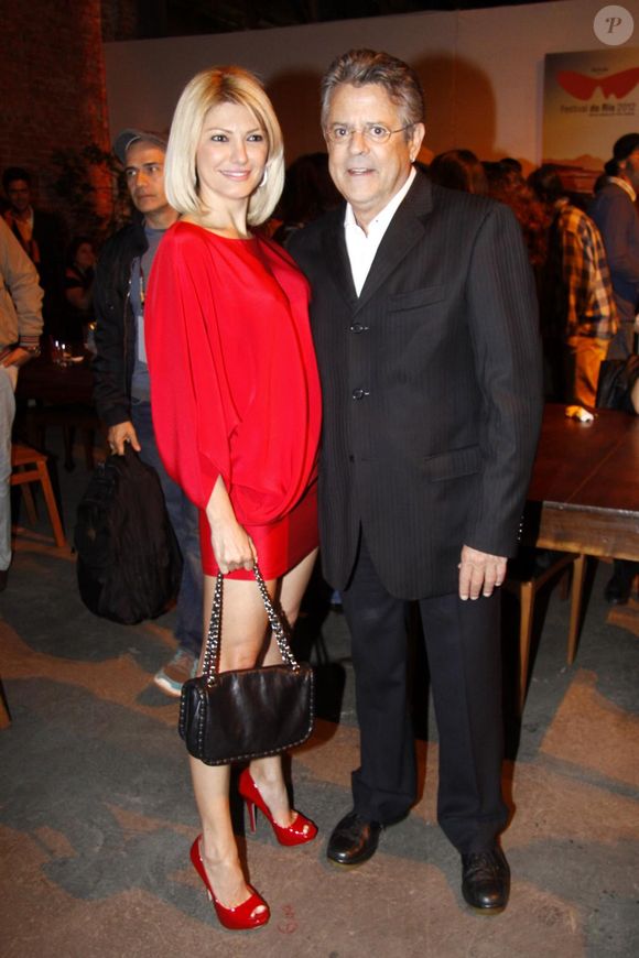 Antonia Fontenelle recordou o casamento de 7 anos com o ator e diretor Marcos Paulo, com quem vivia um relacionamento aberto