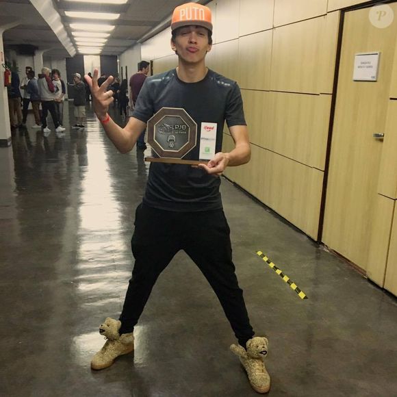 Cocielo tinha o biotipo magro desde a infância e fez sua fama desta forma