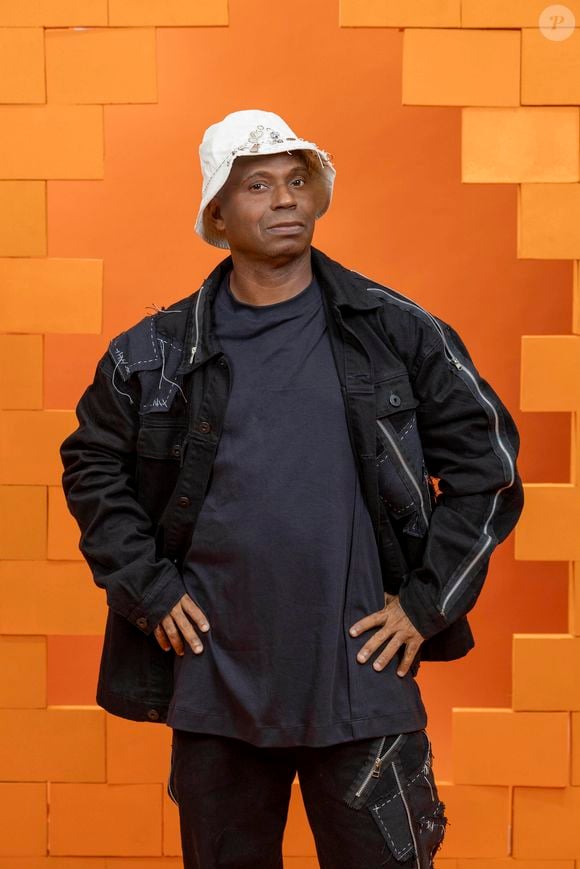 Edilson Capetinha foi desclassificado do ‘BBB 26’ na manhã deste sábado (14)