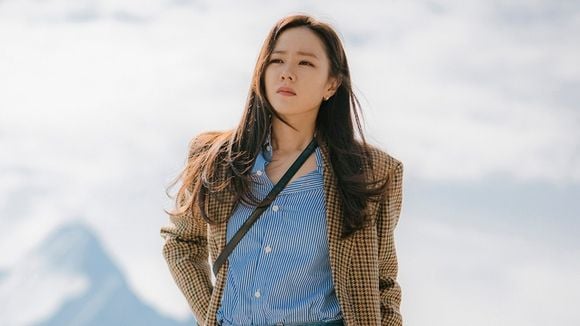 Son Ye-jin, atriz de 'Pousando no Amor', aos 44 anos: 'Comer peito de frango todos os dias e fazer exercícios para as costas é necessário para alcançar a aparência desejada'