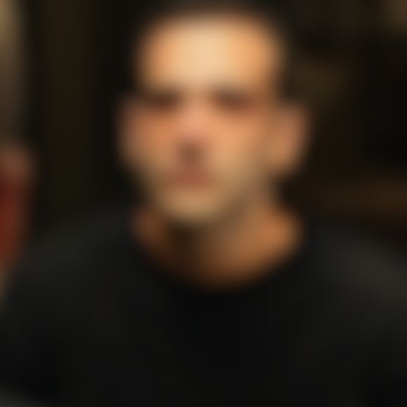 Antes e depois Humberto Carrão: ator faz mudança radical no visual para nova fase de Afonso Roitman em 'Vale Tudo'. Veja fotos!