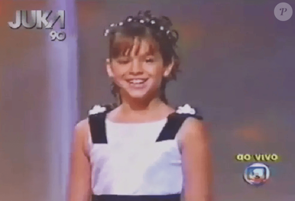 Bruna Marquezine completa 30 anos e momento hilário da infância ao lado de Miguel Falabella volta a viralizar